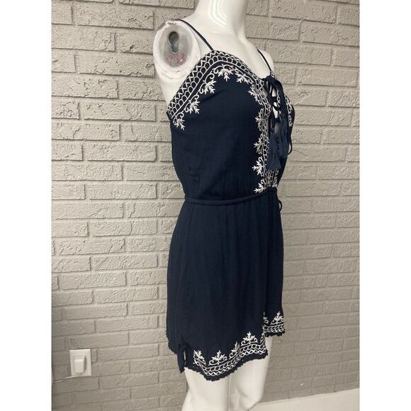 Romeo + Juliet Couture Navy Blue & White Mini Boho Dress Size S NWT - Picture 6 of 13